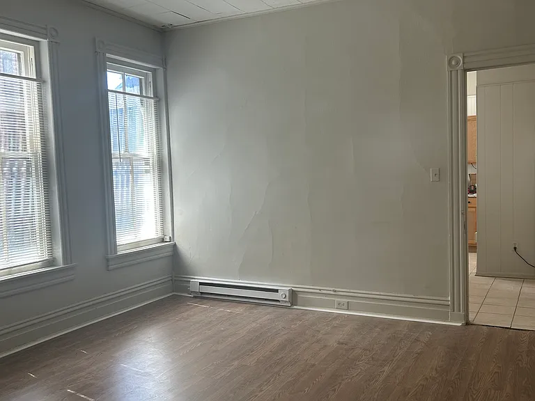 510 N 6th St #1 — Photo 12