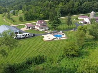 S11232 Wilson Creek Rd, Spring Green, WI 53588