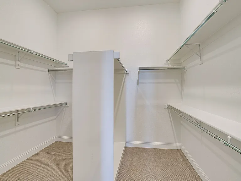 14328 Capridge Rd — Photo 13