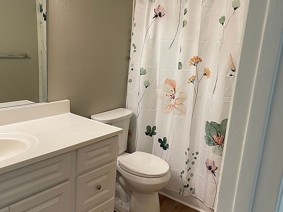 5th image of 900 Mountain Creek Rd APT S376