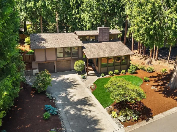 3415 211th Avenue NE, Sammamish, WA 98074