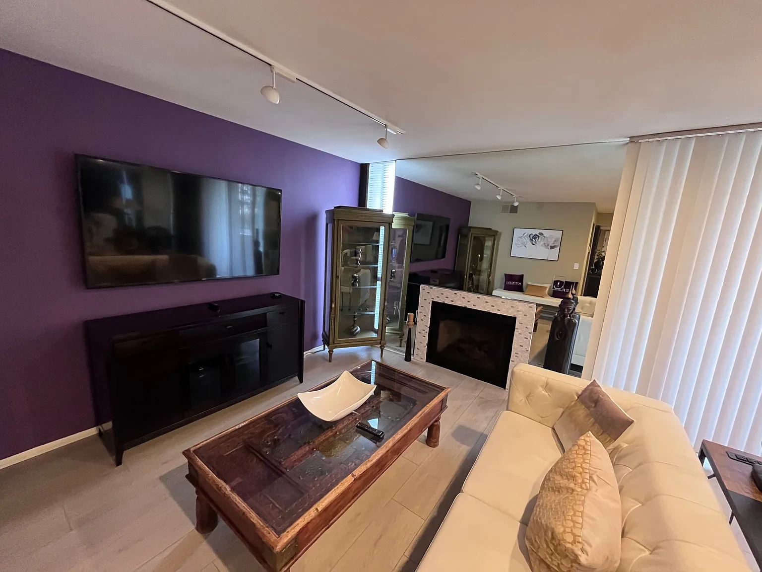 2 bed, 1200 sqft, $4,000 — Photo 2