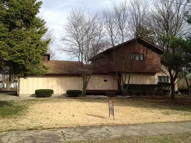 1st image of 410 Barton Ave