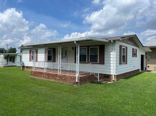39 Homestead Cir, Hendersonville, NC 28792