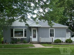 1029 Reed St, Grinnell, IA 50112