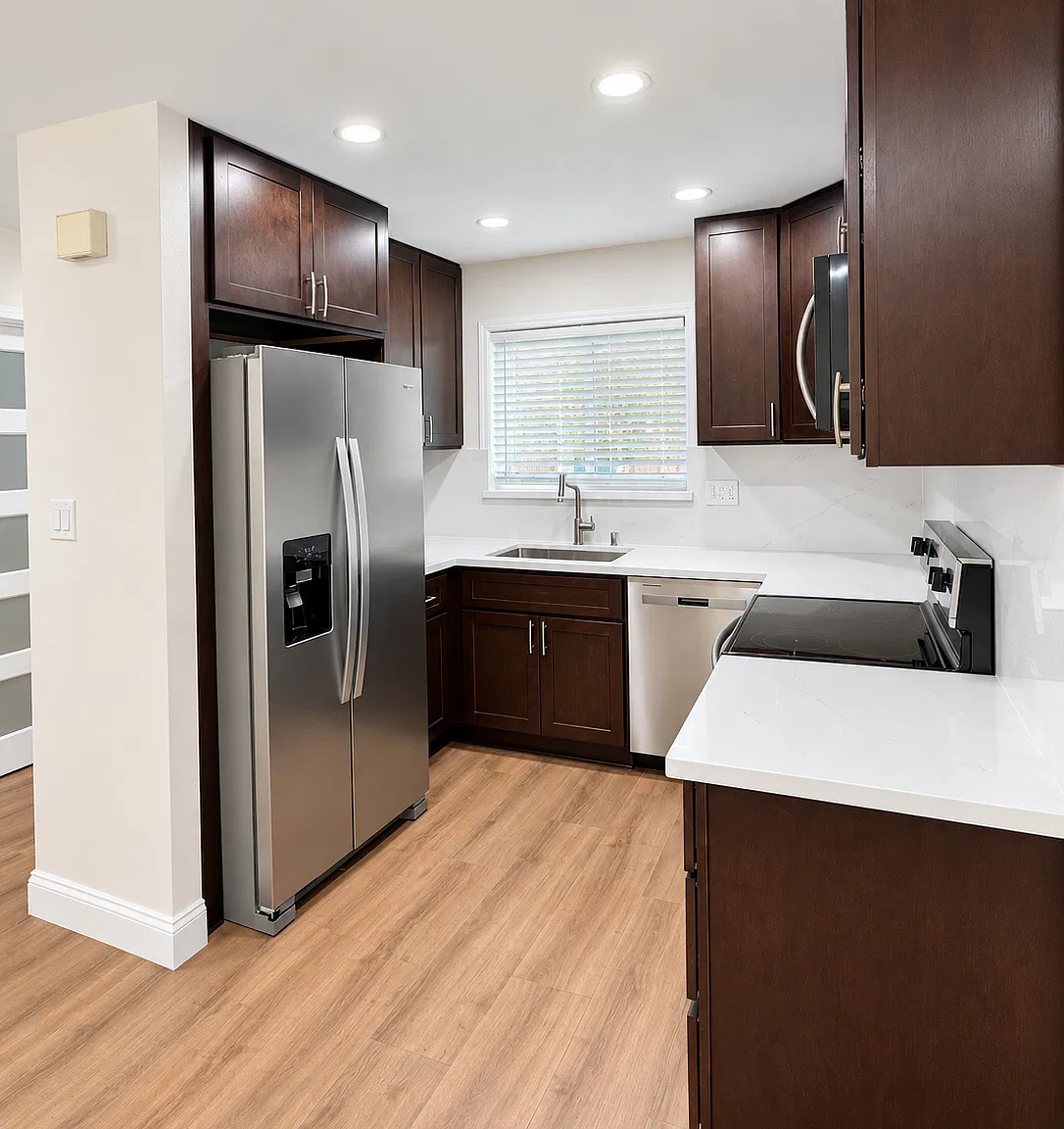 3 bed, 1320 sqft, $4,300 — Photo 4
