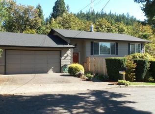 3530 SW Hillside Dr, Portland, OR 97221