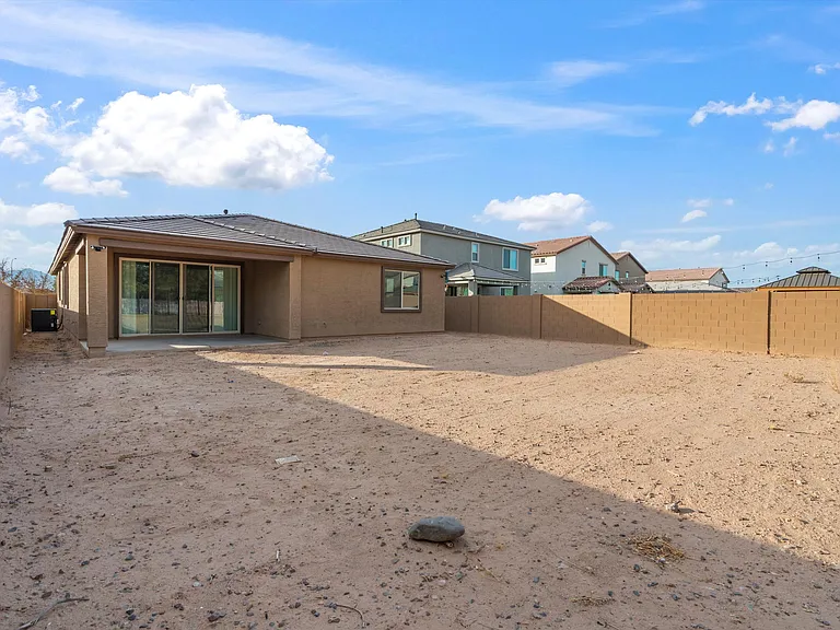 10904 W Harrison St — Photo 28