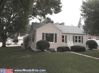 2303 W Division St, Grand Island, NE 68803