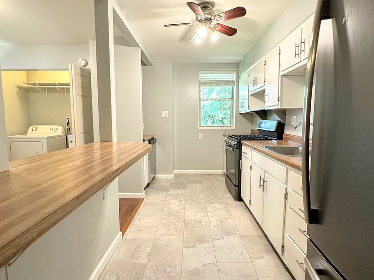 5504 Hays St #1 — Photo 2