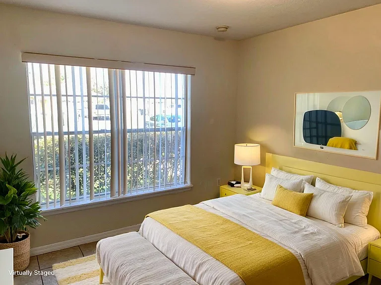 606 Robin Ln — Photo 13