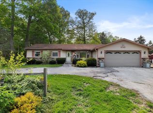 8740 Nicholson Rd, Caledonia, WI 53108