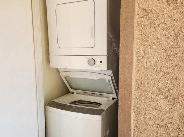 860 S Village Rd APT Z10, St George, UT 84770