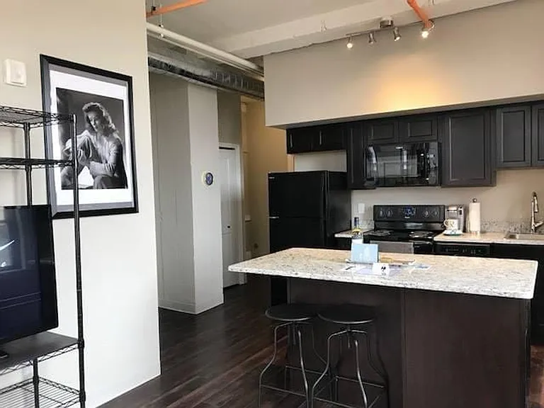5&15 Apartments — Photo 18