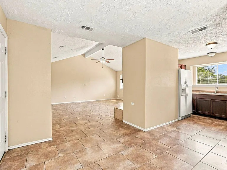19315 Spanish Needle Dr — Photo 11
