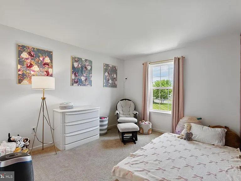 537 Brookwood Dr — Photo 12