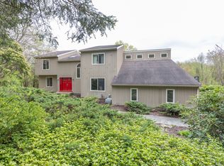 130 Pleasant Dr, Bethany, CT 06524