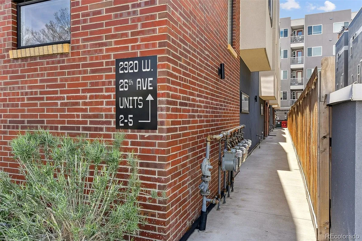 Building Photo - 2920 W 26th Ave #5