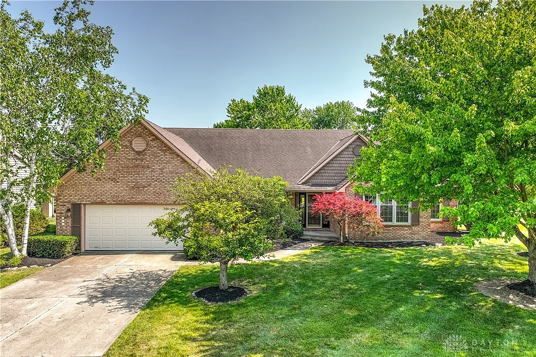 702 Eagle View Ct photo 1