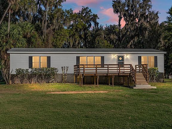 3rd image of 38805 Emeralda Island Rd