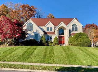 1418 Chestnut Ridge Dr, State College, PA 16803