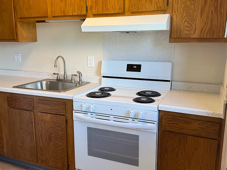 202 N Limits Rd #1 — Photo 3