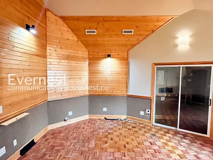 109 Mayfair Rd — Photo 16
