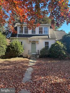 208 Monroe St, Rockville, MD, 20850