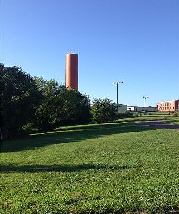 2nd image of 430 Skyline Dr
