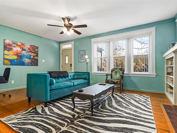 3rd image of 2733 S Kingshighway Blvd
