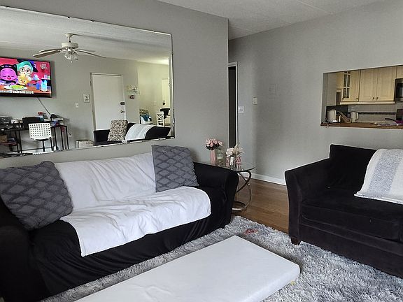 4th image of 20 Skyline Dr APT 5