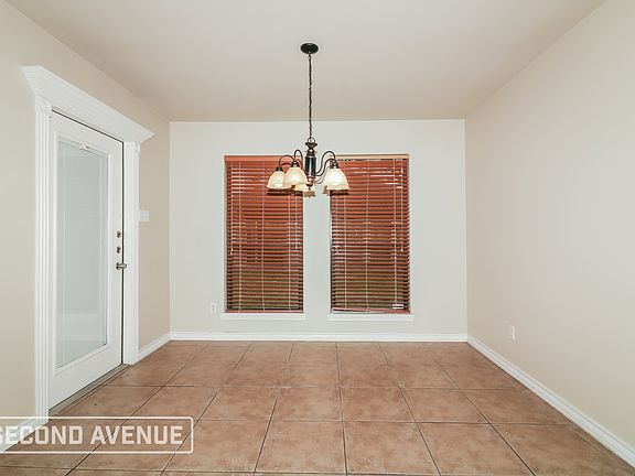 4th image of 2526 Windrose Dr