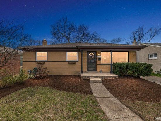 27719 Palmer Blvd, Madison Heights, MI 48071