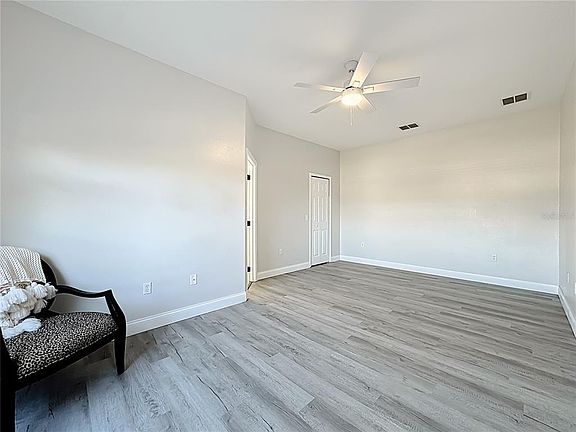 5th image of 312 Towhee Rd