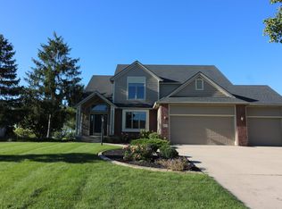 2911 Barry Knoll Way, Fort Wayne, IN 46845