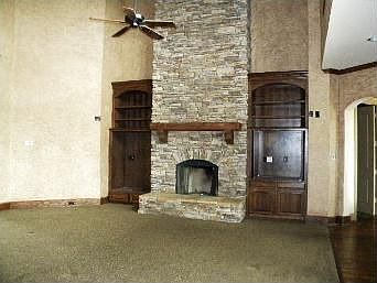 5th image of 1117 Navarro Dr