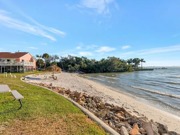 3765 41st St S Unit K, Saint Petersburg, FL 33711