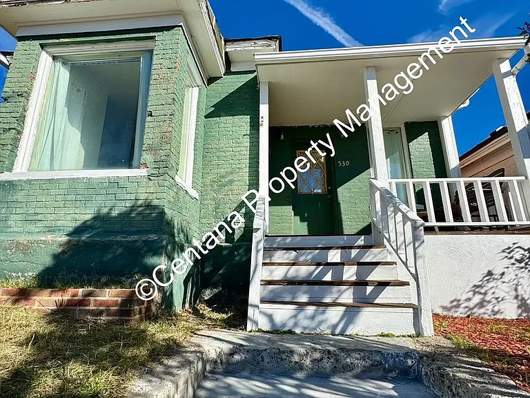 530 N Franklin St — Photo 30