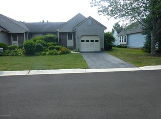 27 Yorkshire Dr #A, Monroe Township, NJ 08831