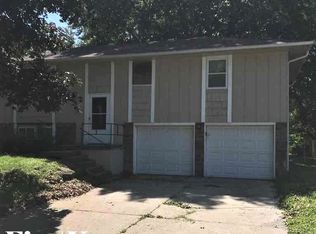 118 Cooper St, Buckner, MO 64016