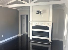732 E Simpson Ave, Fresno, CA