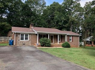 123 Redwood Dr, Mocksville, NC 27028