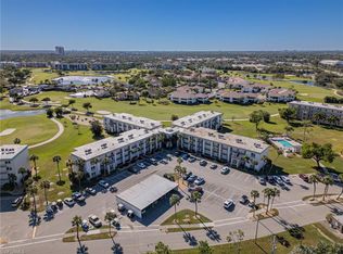 1624 Pine Valley Dr APT 312, Fort Myers, FL 33907