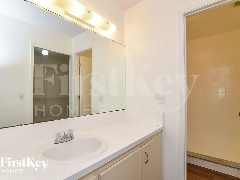 3228 Curry Woods Cir #2 — Photo 11