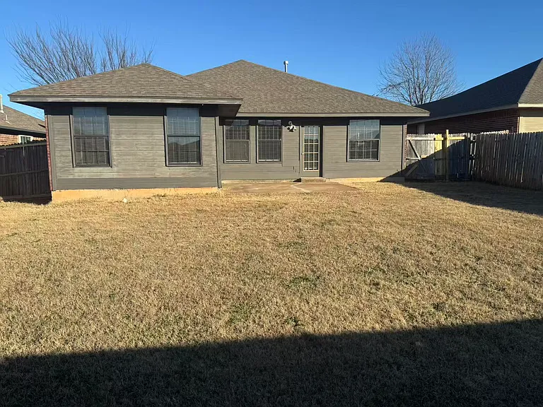 4005 Madison Ave — Photo 16