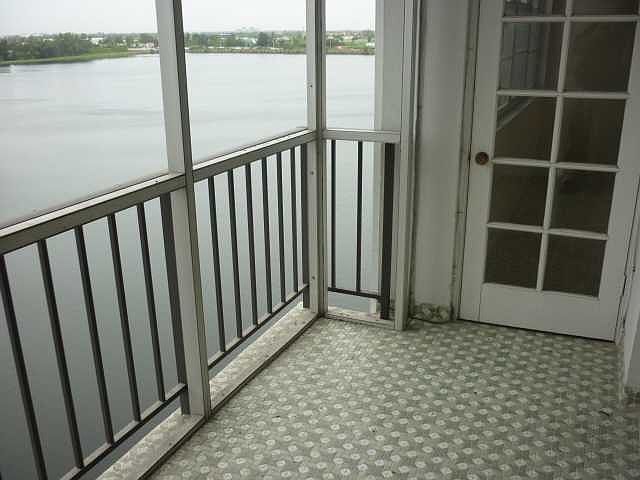 1st image of 1301 Miami Gardens Dr APT 903W