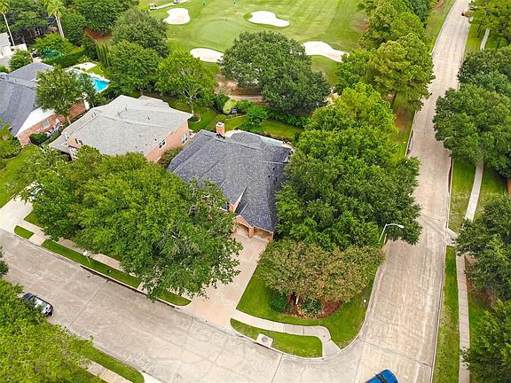 2nd image of 22527 Stormcroft Ln
