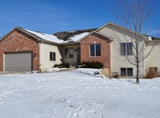 6222 Templeton Ter, Sun Prairie, WI 53590