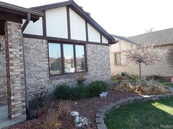 5th image of 22026 Wilshire Cir