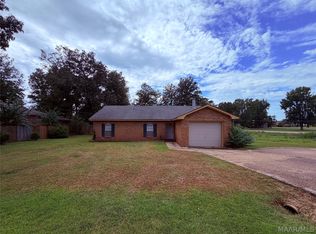 6735 Pineleaf Dr, Elmore, AL 36025